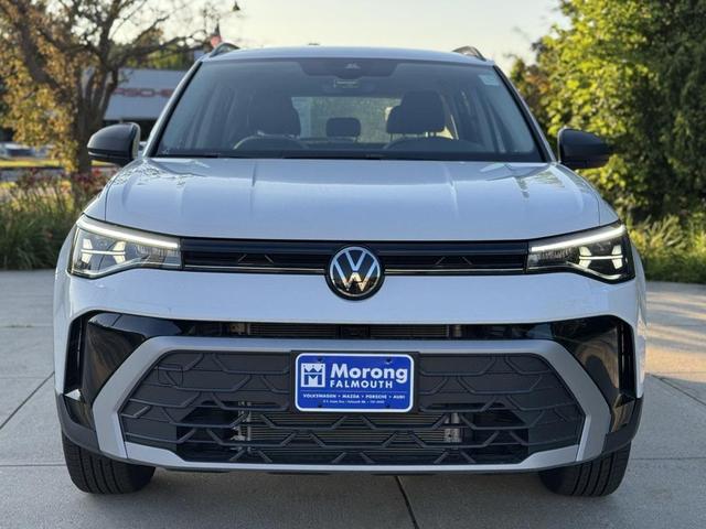Photo of 2025 Pure White Volkswagen Taos