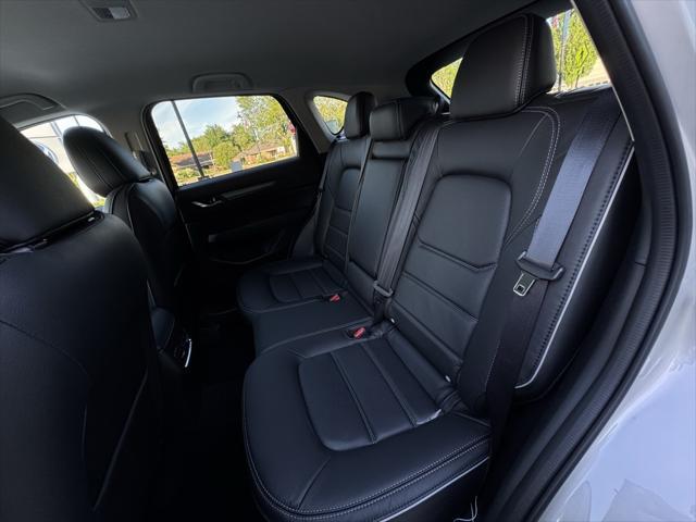 Photo of 2025 Platinum Quartz Metallic Mazda CX-5