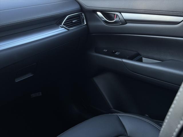 Photo of 2025 Platinum Quartz Metallic Mazda CX-5