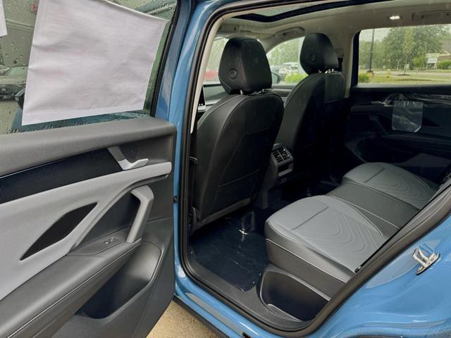 Photo of 2025 Monterey Blue Volkswagen Tiguan