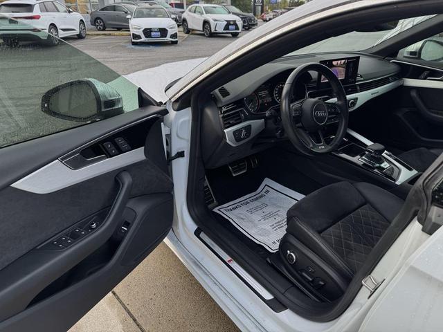 Photo of 2021 Glacier White Audi S5