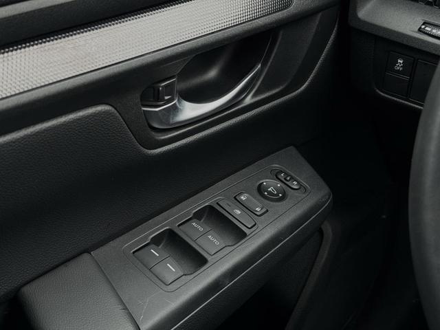 Photo of 2024 Gray Honda CR-V Hybrid