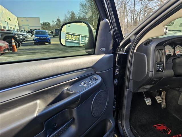 Photo of 2004 Black Clearcoat Dodge Ram 1500