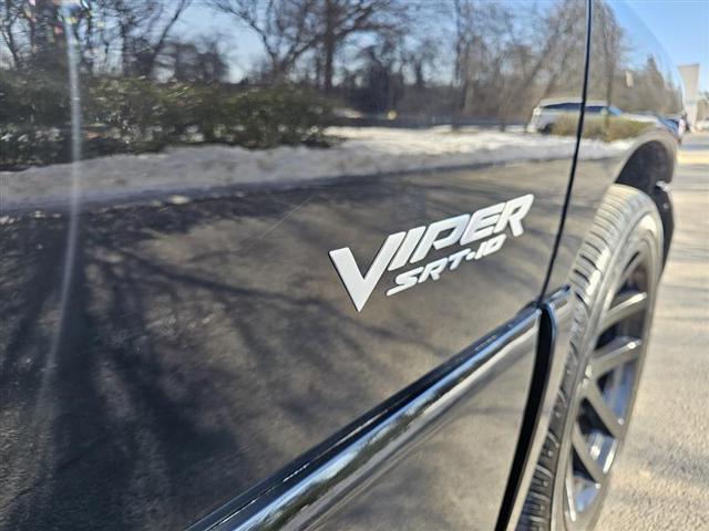Photo of 2004 Black Clearcoat Dodge Ram 1500