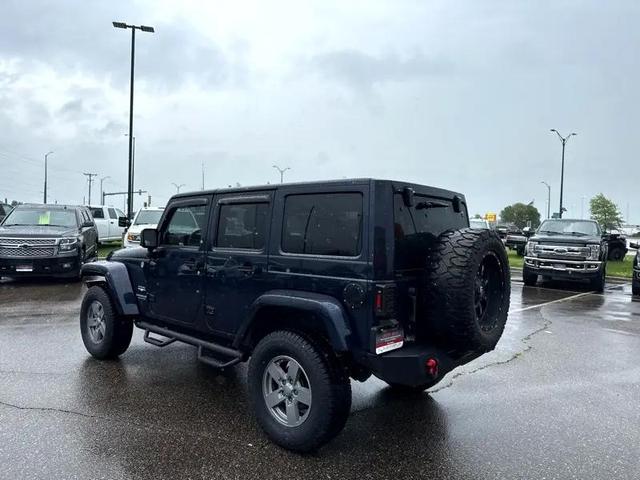 Photo of 2013 True Blue Pearlcoat Jeep Wrangler Unlimited