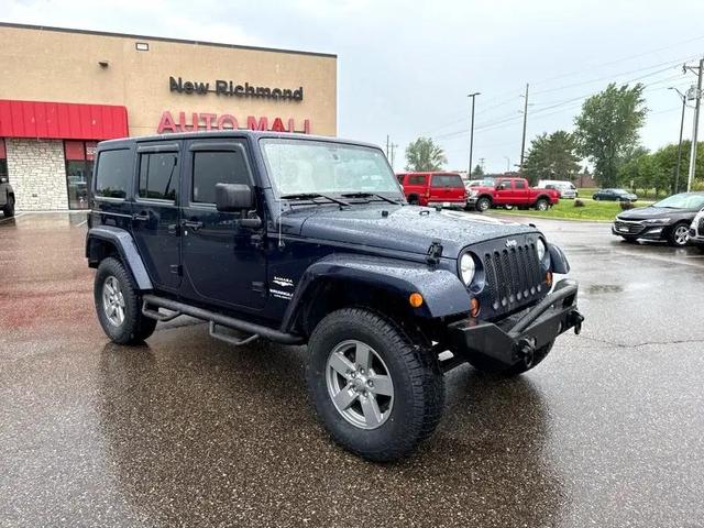 Photo of 2013 True Blue Pearlcoat Jeep Wrangler Unlimited