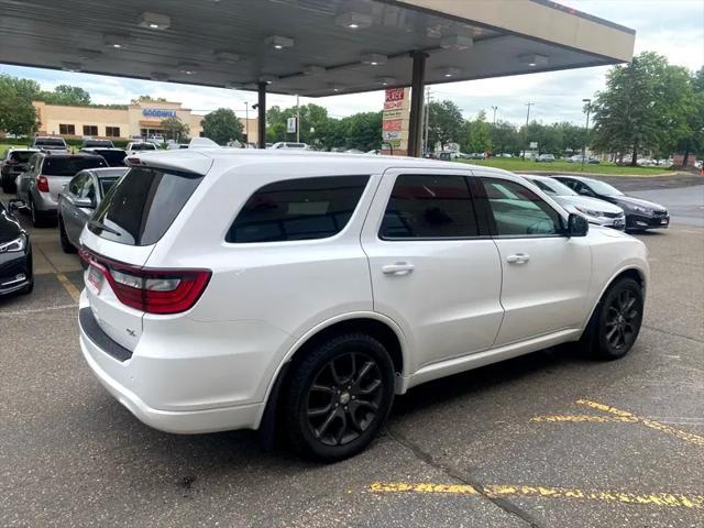 Photo of 2017 Bright White Dodge Durango