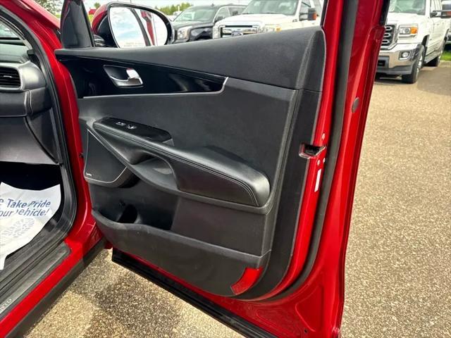 Photo of 2016 Remington Red Kia Sorento