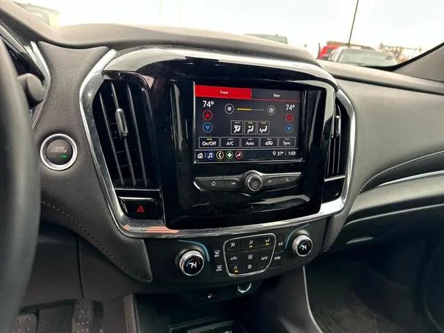 Photo of 2023 Summit White Chevrolet Traverse