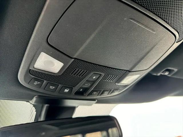 Photo of 2015 White Ford F-150