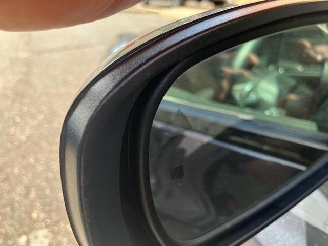 Photo of 2018 Maximum Steel Metallic Clearcoat Chrysler 300