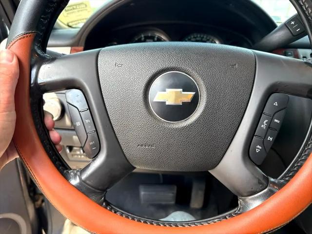 Photo of 2009 Black Chevrolet Silverado 2500