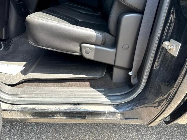 Photo of 2009 Black Chevrolet Silverado 2500