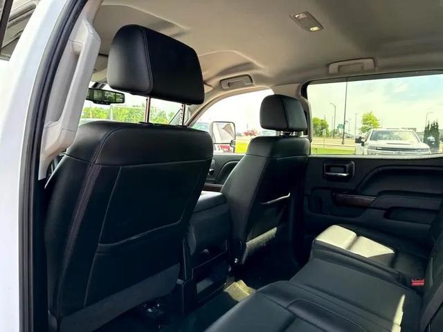 Photo of 2016 Summit White GMC Sierra 3500