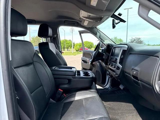 Photo of 2016 Summit White GMC Sierra 3500