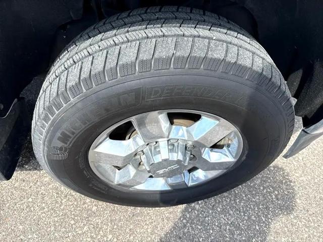 Photo of 2016 Summit White GMC Sierra 3500