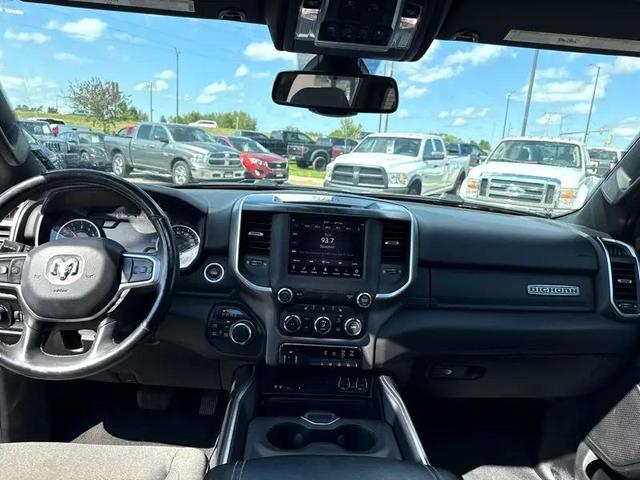 Photo of 2019 Granite Crystal Metallic Clearcoat RAM 1500