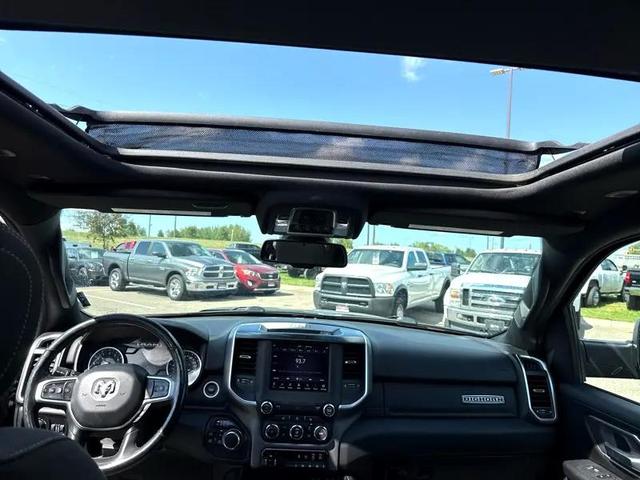 Photo of 2019 Granite Crystal Metallic Clearcoat RAM 1500