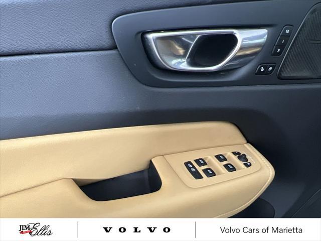 Photo of 2023 Denim Blue Volvo XC60