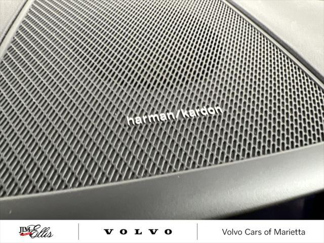 Photo of 2023 Denim Blue Volvo XC60