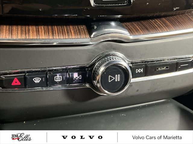 Photo of 2023 Denim Blue Volvo XC60