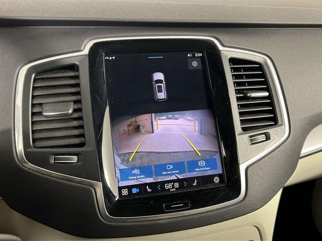 Photo of 2023 Silver Volvo XC90