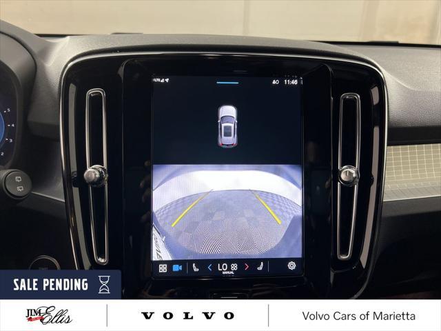 Photo of 2025 Silver Volvo XC40