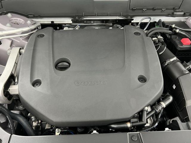 Photo of 2026 Aurora Silver Volvo XC90