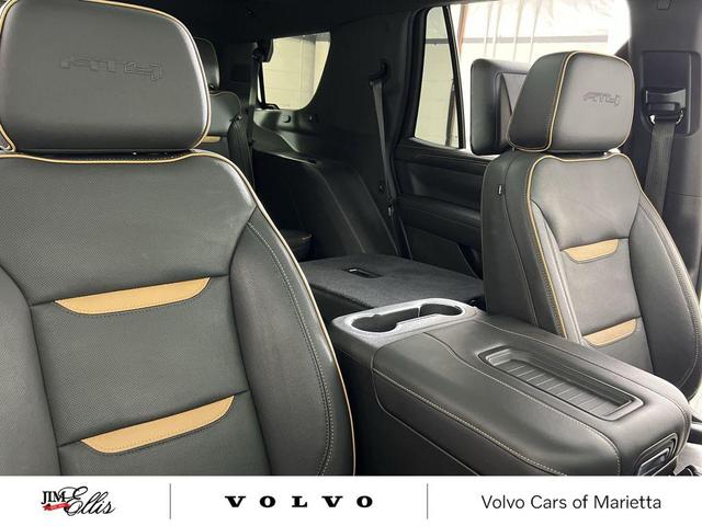 Photo of 2021 Summit White GMC Yukon