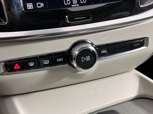 Photo of 2025 Onyx Black Metallic Volvo S60