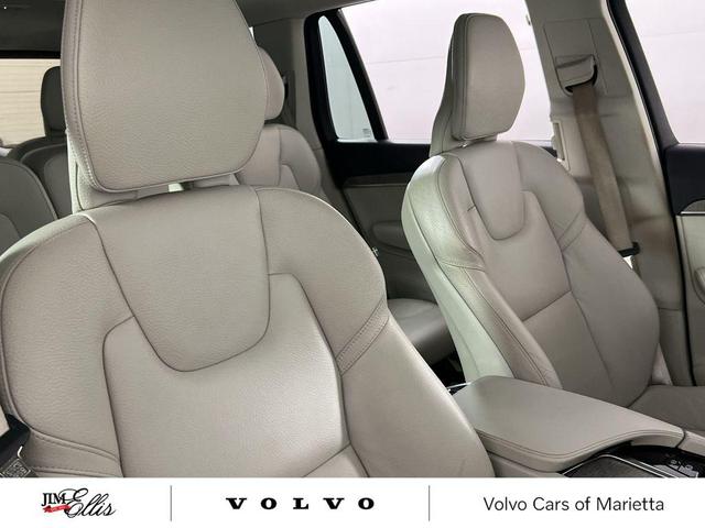 Photo of 2023 Onyx Black Volvo XC90 Recharge Plug-In Hybrid