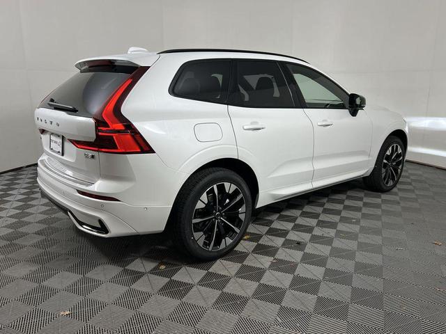 Photo of 2026 Crystal White Metallic Volvo XC60