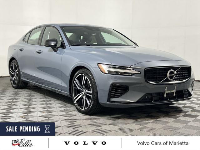 2022 Volvo S60 Recharge Plug-in Hybrid
