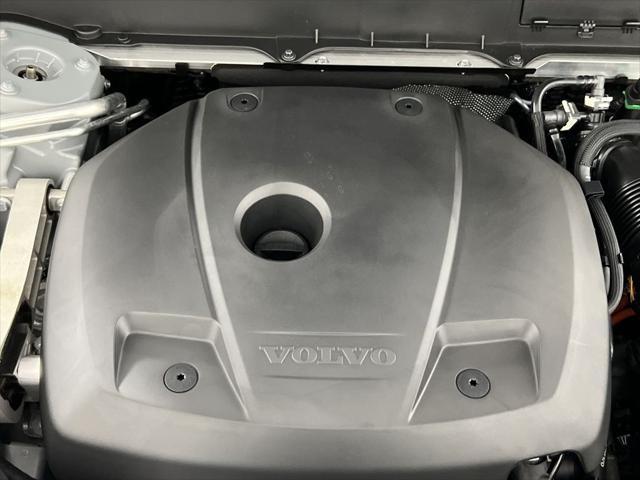 Photo of 2025 Gray Volvo XC90 Plug-In Hybrid