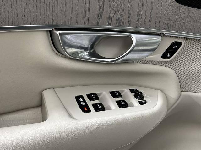 Photo of 2025 Gray Volvo XC90 Plug-In Hybrid