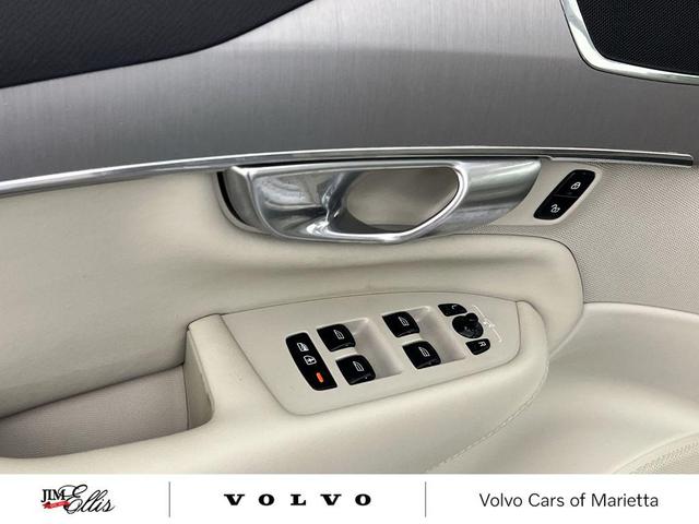 Photo of 2024 Silver Dawn Metallic Volvo XC90