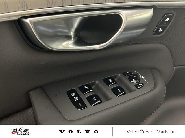 Photo of 2025 Denim Blue Volvo XC90 Plug-In Hybrid