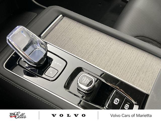 Photo of 2025 Denim Blue Volvo XC90 Plug-In Hybrid