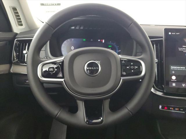 Photo of 2025 Crystal White Volvo XC90 Plug-In Hybrid