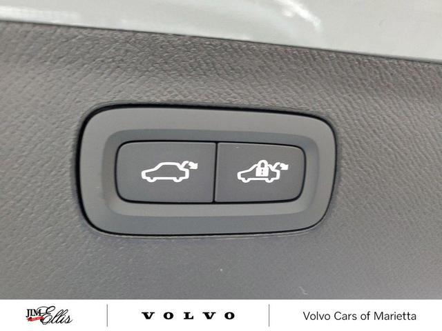 Photo of 2025 Grey Volvo XC90