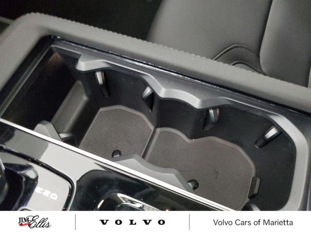 Photo of 2025 Grey Volvo XC90