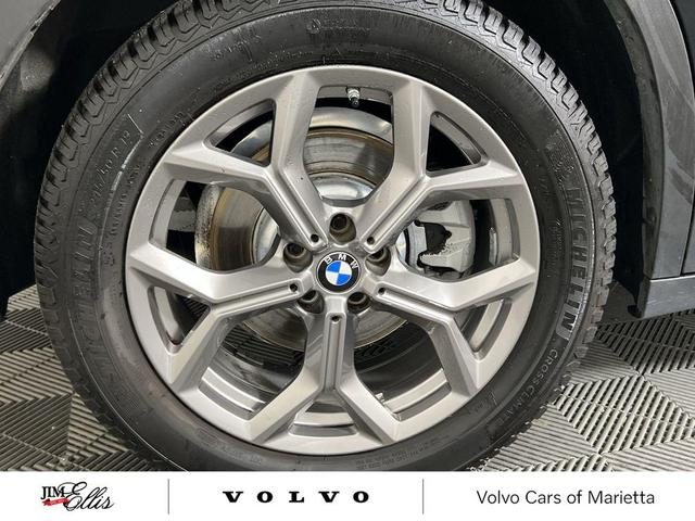 Photo of 2022 Black Sapphire Metallic BMW X3