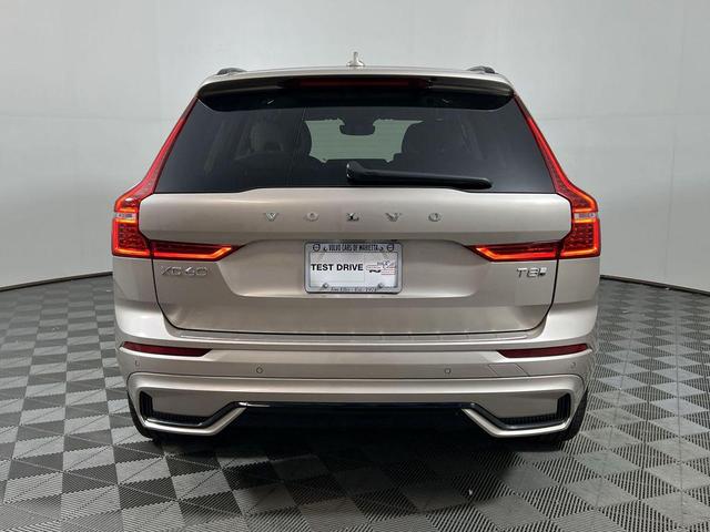 Photo of 2025 Bright Dusk Volvo XC60 Plug-In Hybrid