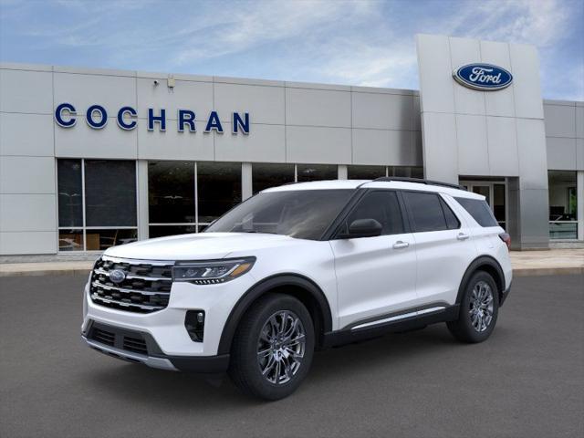 Photo of 2025 White Ford Explorer