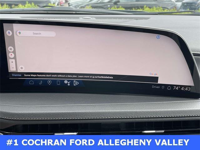 Photo of 2024 Silver Metallic Cadillac XT4
