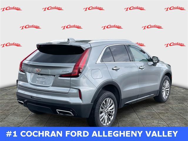 Photo of 2024 Silver Metallic Cadillac XT4