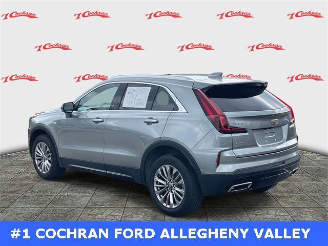 Photo of 2024 Silver Metallic Cadillac XT4