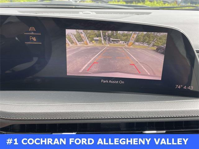 Photo of 2024 Silver Metallic Cadillac XT4