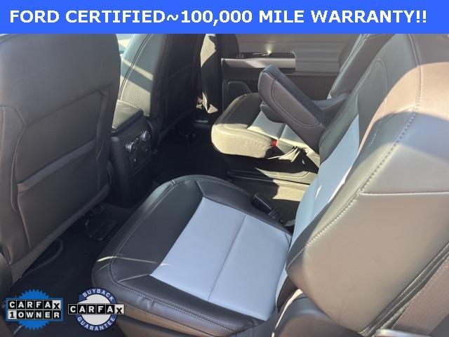 Photo of 2022 Star White Ford Explorer