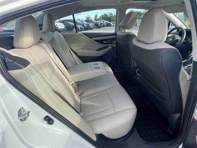 Photo of 2023 Crystal White Pearl Subaru Legacy